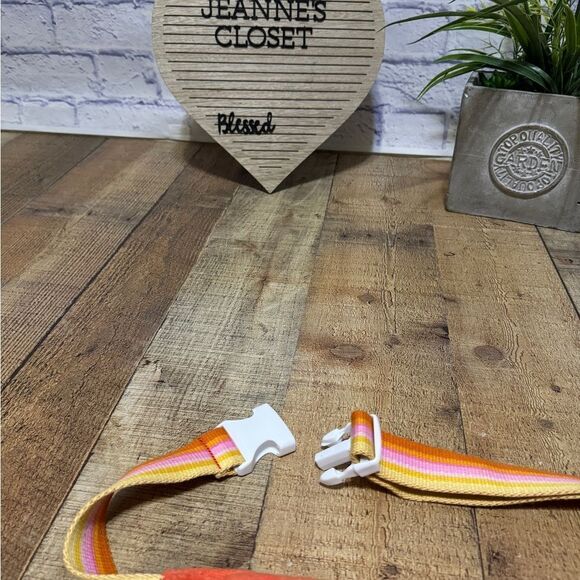 SHIRALEAH
Sol Belt Bag In Orange - Picture 9 of 11